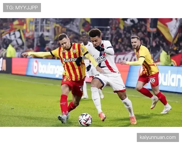 巴黎圣日耳曼防线稳定性仍存隐患，关键战表现是否影响争冠形势